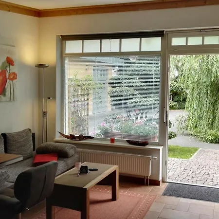 2 Apartment *